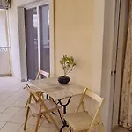 Alexia's - One Bedroom