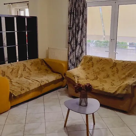 Alexia's - One Bedroom *